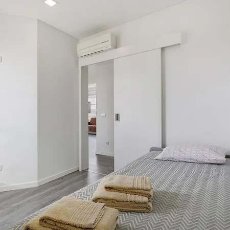 Casa Dos Terracos T3 1º Apartment *